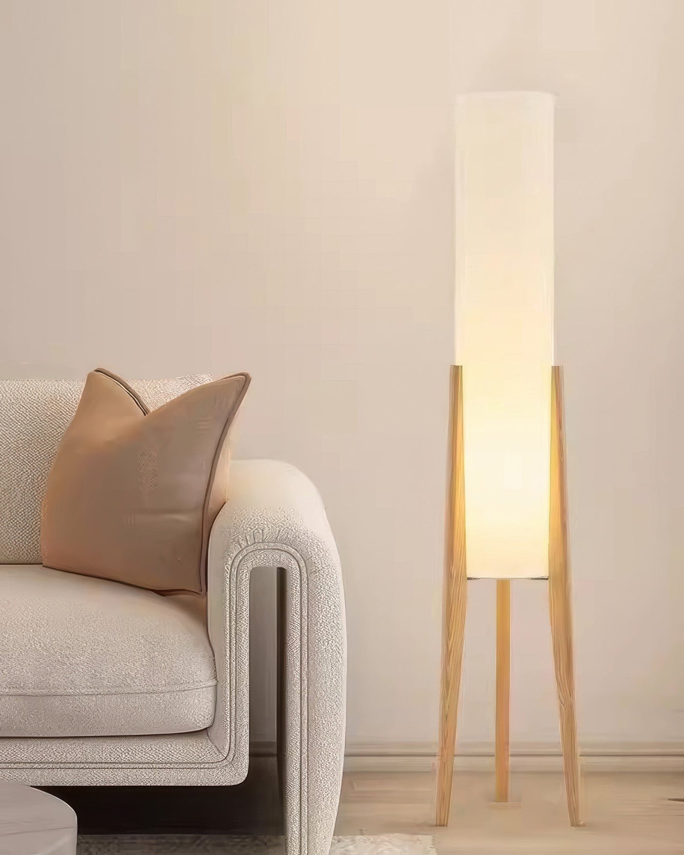 BeamEssence | Stylish Walnut floor lamp | Lamp Lounge