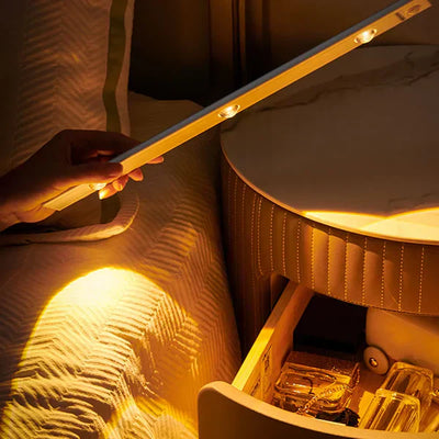 MotionGlow | Smart LED fixture with motion sensor